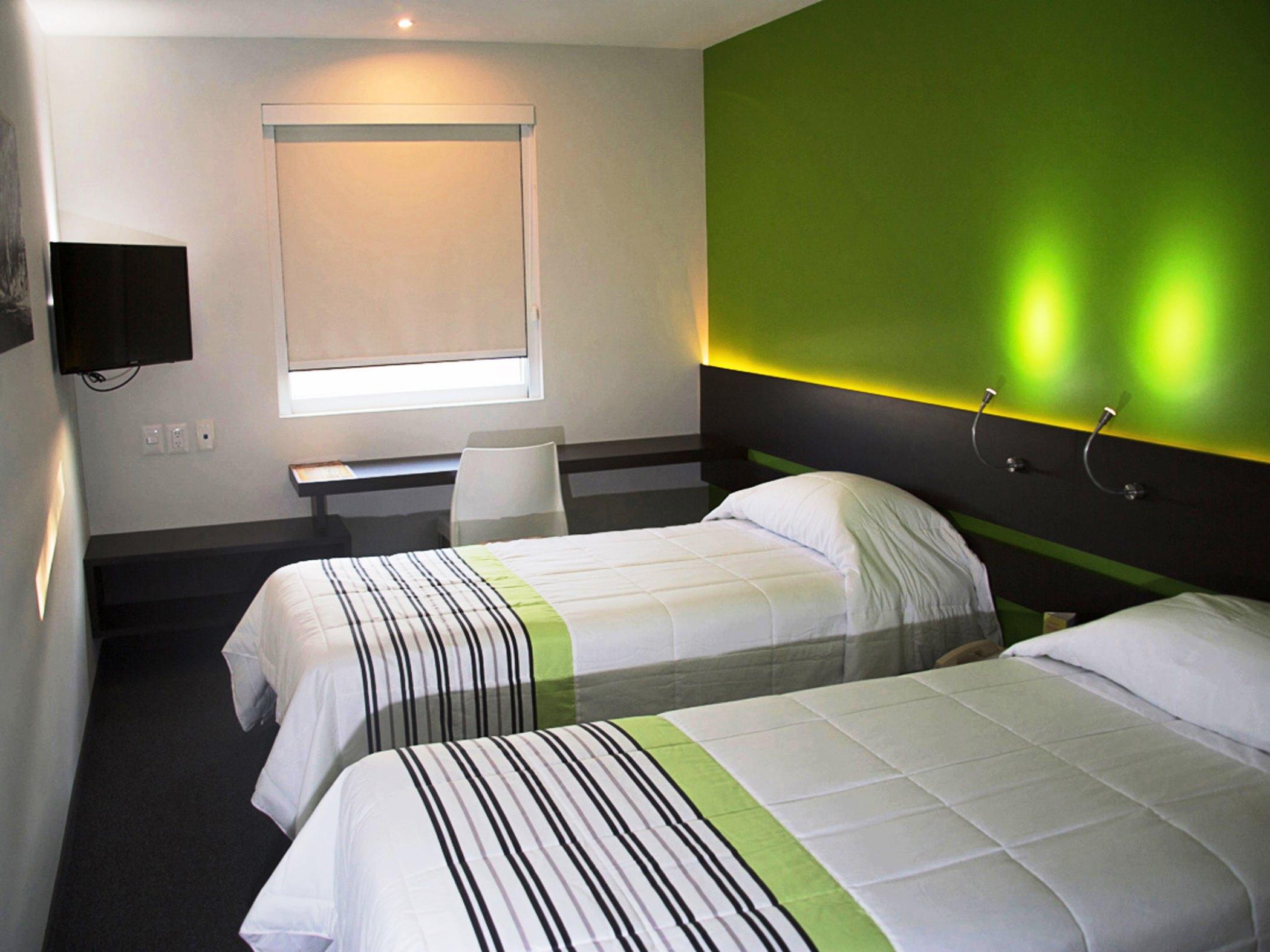City Express Junior By Marriott Aguascalientes Centro Exterior photo