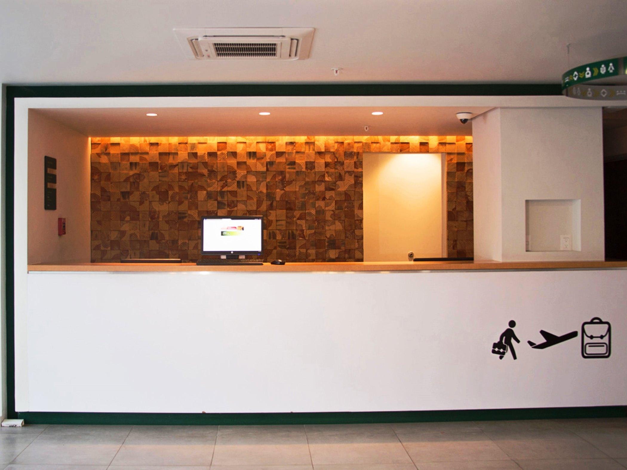 City Express Junior By Marriott Aguascalientes Centro Exterior photo