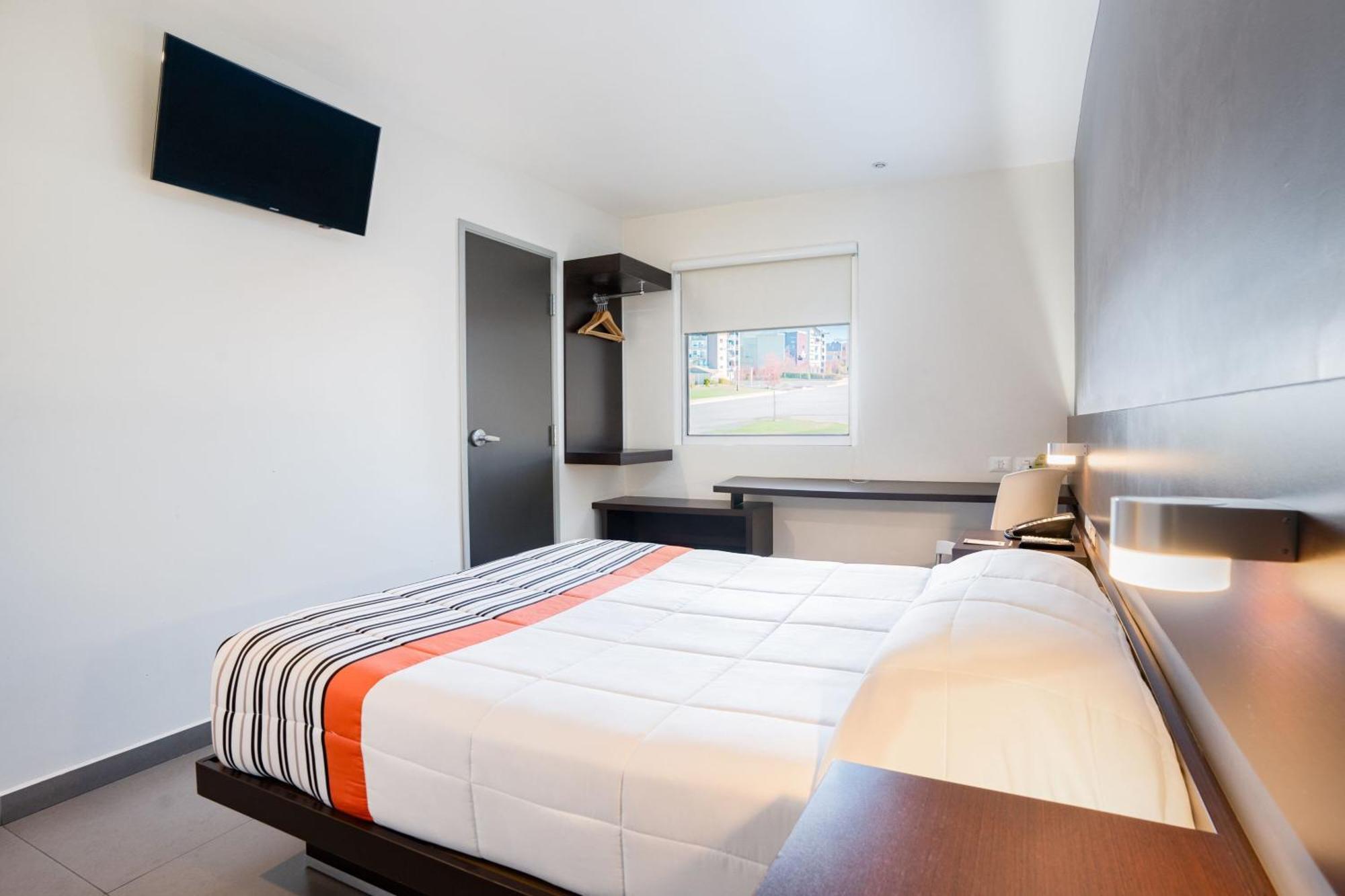 City Express Junior By Marriott Aguascalientes Centro Exterior photo