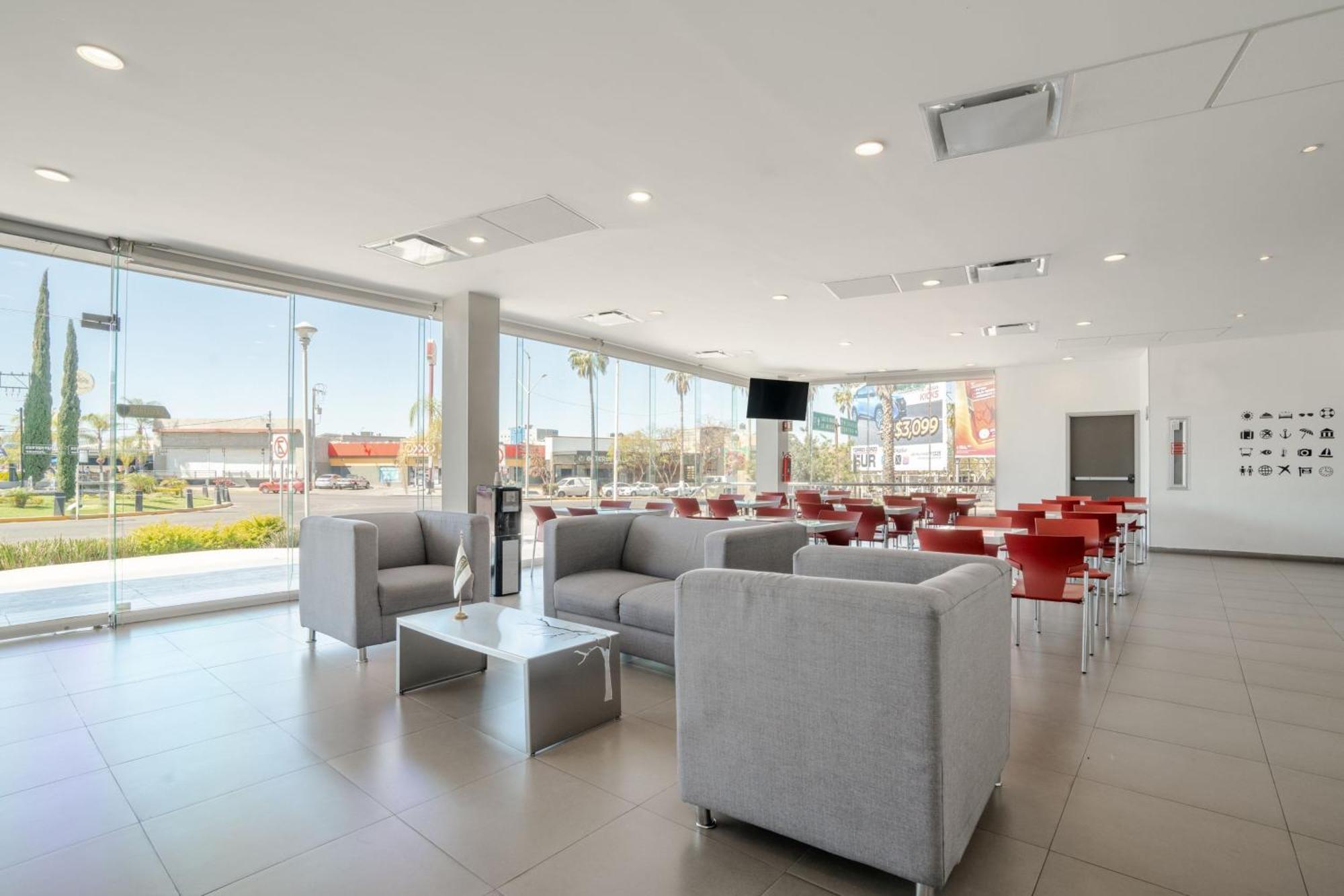 City Express Junior By Marriott Aguascalientes Centro Exterior photo